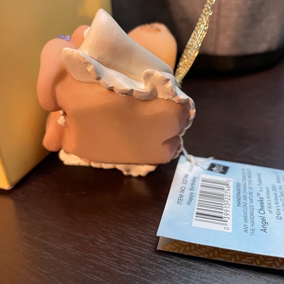 Kirk's Kritters Angle Cheeks 'Happy Birthday' Figurine, Russ Berrie & Co - Picture 6 of 6